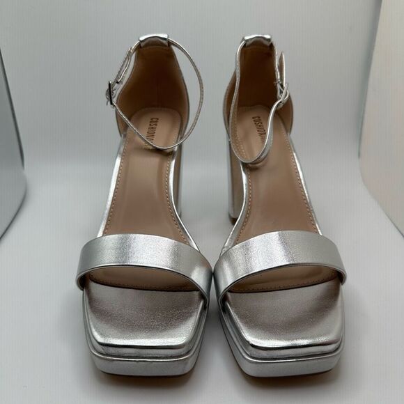CUSHIONAIRE Women's one band block heel platform sandal 6.5 SILVER - Picture 2 of 7